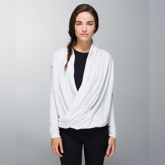 Lululemon Iconic Wrap - Picture 5 of 7